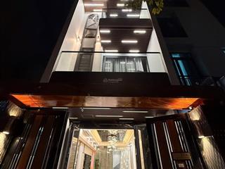 Chính chủ cần bán căn nhà đẹp mới long lanh  ngọc thuỵ giá tốt dt 80m 5tầng thang máy  2 thoáng