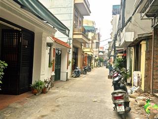 Đất phân lô ô tô tránh kinh doanh . giá đầu tư chỉ 160 triệu/m tại ngô gia tự  long biên