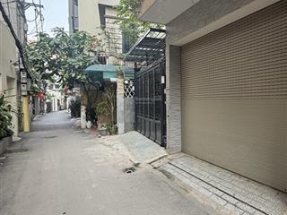 Cc gửi bán gấp căn nhà giá tốt  đầu tư phố bồ đề  36m2 3 tầng cũ dân xây  15m oto tránh thông