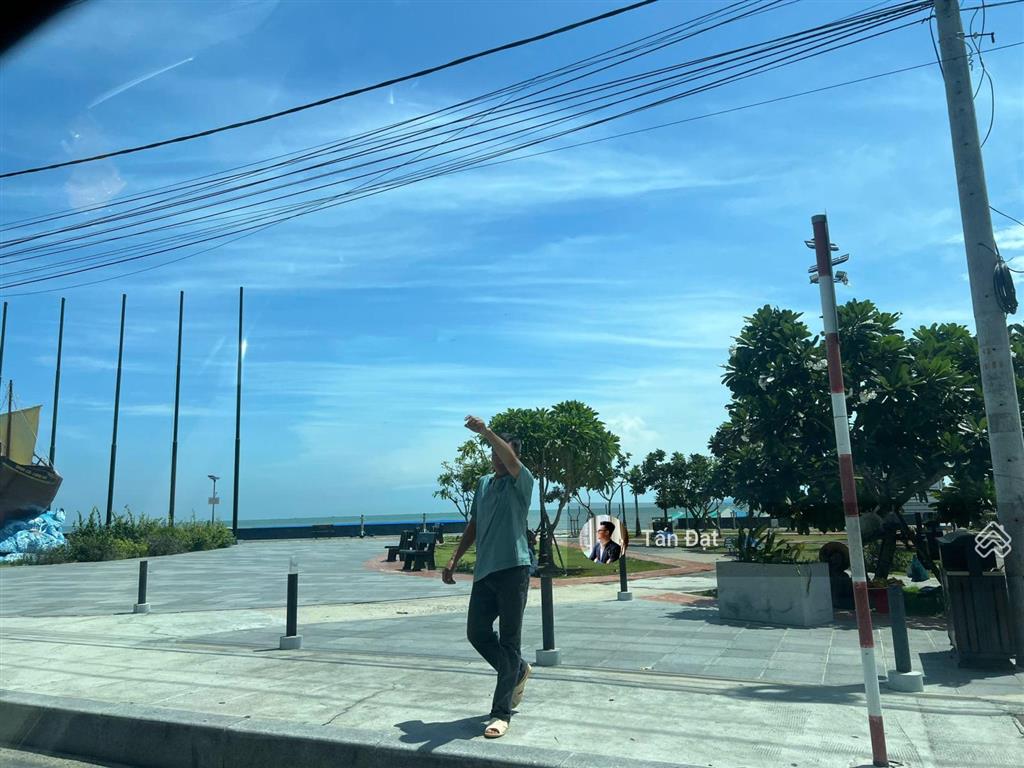 Bán đất biển long hải sầm uất  100m2  mặt tiền 5m  đường ô tô 6m  chỉ 1.65 tỷ!