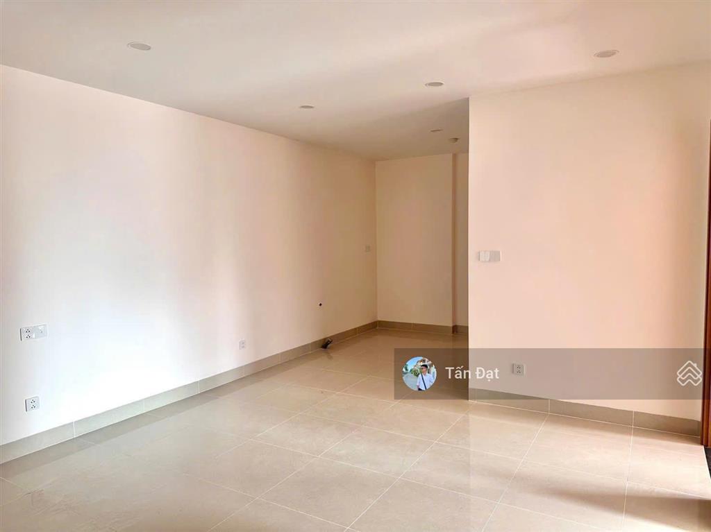 Bán căn hộ 2pn thiết kế thông minh đường 3/2  giá chỉ 3,65 tỷ