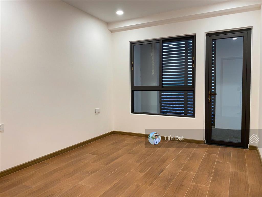 Bán căn hộ 2pn diện tích rộng trên đường 3/2  sổ hồng trao tay