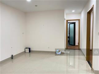 Bán căn hộ 2pn diện tích rộng trên đường 3/2  sổ hồng trao tay