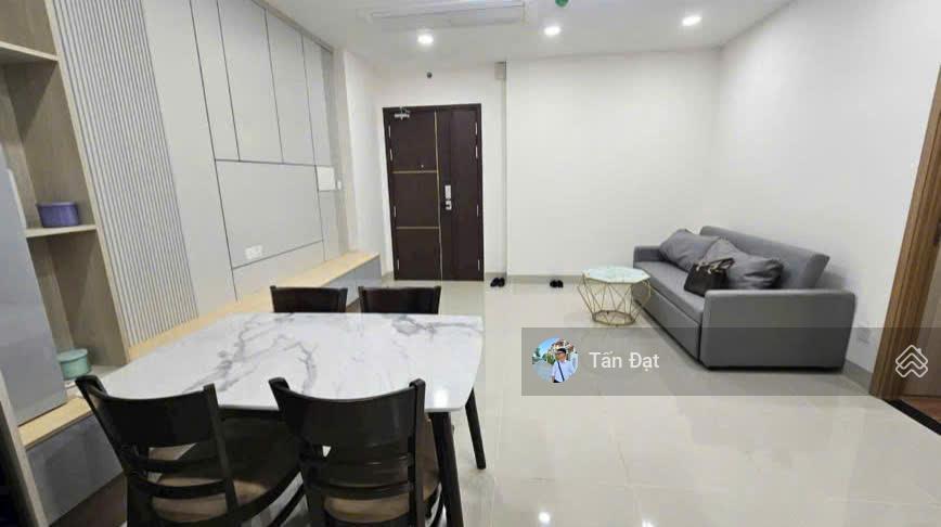 Bán căn hộ 2pn full nội thất hiện đại đường 3/2  giá chỉ 3,9 tỷ