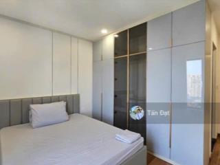 Bán căn hộ 2pn full nội thất hiện đại đường 3/2  giá chỉ 3,9 tỷ