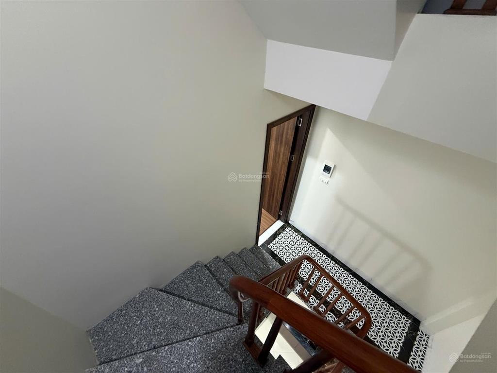 Cho thuê nhà hoa lâm long biên | nhà đẹp 5 tầng ở ngay chỉ 9triệu/tháng