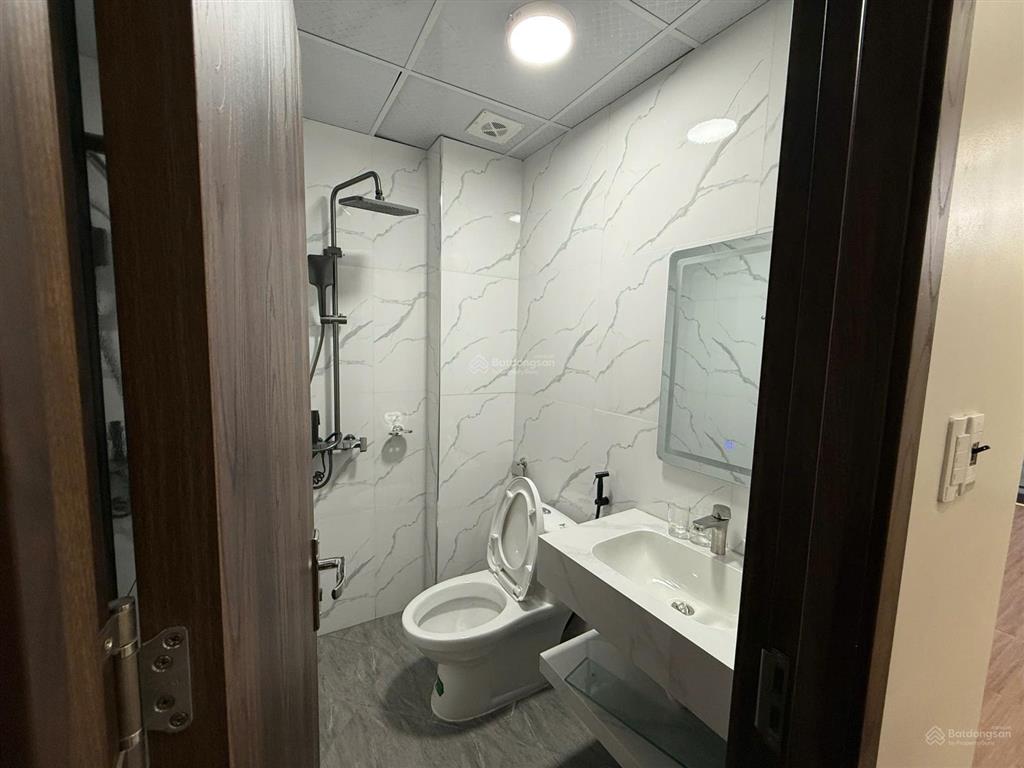Cho thuê nhà hoa lâm long biên | nhà đẹp 5 tầng ở ngay chỉ 9triệu/tháng