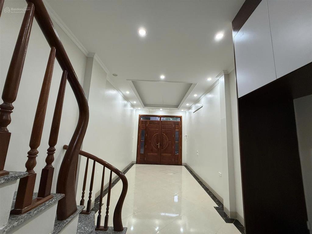 Cho thuê nhà hoa lâm long biên | nhà đẹp 5 tầng ở ngay chỉ 9triệu/tháng