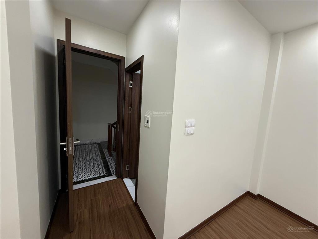 Cho thuê nhà hoa lâm long biên | nhà đẹp 5 tầng ở ngay chỉ 9triệu/tháng
