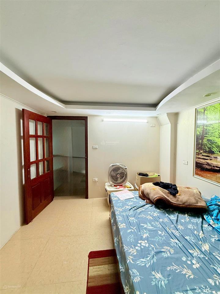 Mặt phố dương văn bé, quy hoạch ổn định, kinh doanh, vỉa hè rộng, gần timecity, 70m2 5 tầng,31 tỷ