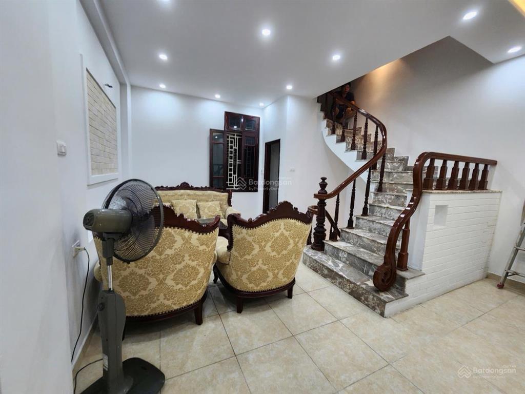 Bán nhà riêng ngõ 51 lương khánh thiện 53m2 5 tầng mt 5m, ô tô đỗ, 15.8 tỷ, 0949 606 ***
