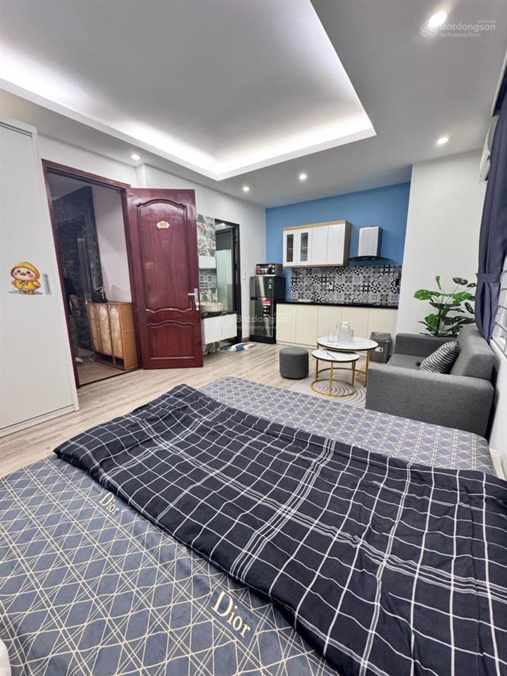 Mặt ngõ 592 trường chinh, lô góc , ô tô đỗ cửa nhà, 60m2 , mặt tiền 6m, thang máy, 24.7 tỷ
