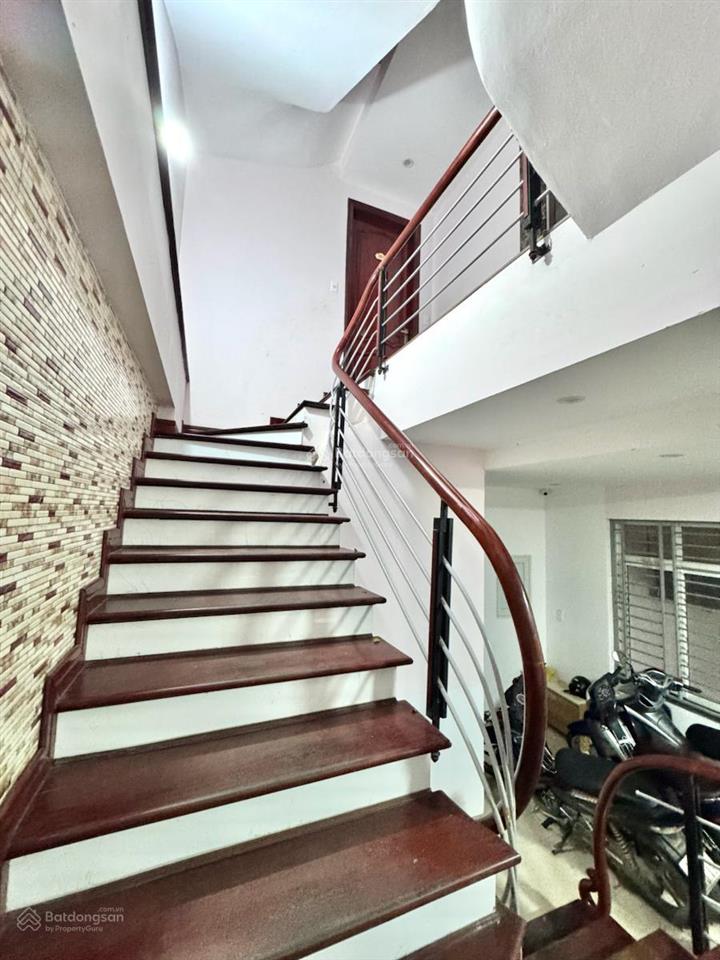 Mặt ngõ 592 trường chinh, lô góc , ô tô đỗ cửa nhà, 60m2 , mặt tiền 6m, thang máy, 24.7 tỷ