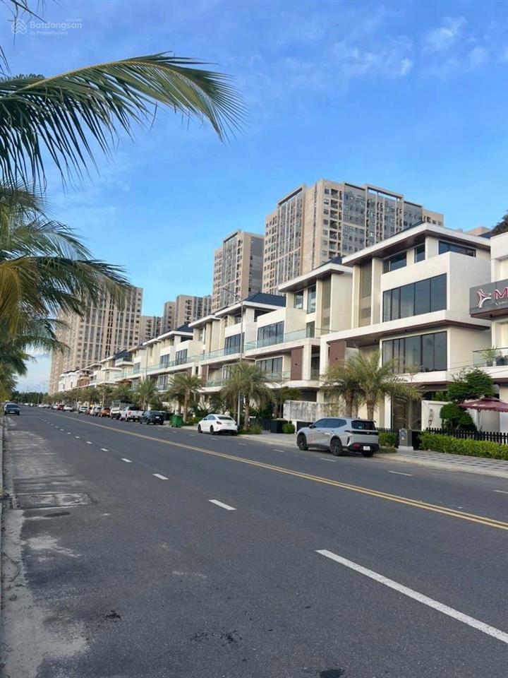 Siêu phẩm cặp đất góc biệt thự 2 mt khu đô thị lakeside 600m2 ngang 30m kẹp công viên, giá 20tr/th