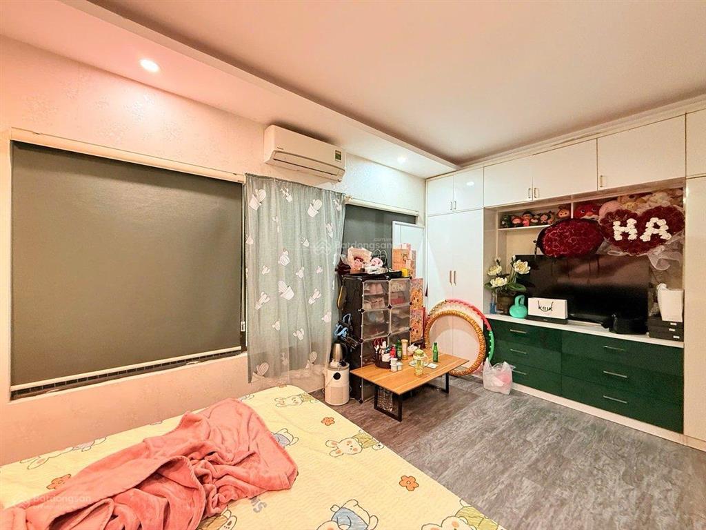 Bán nhà mễ trì hạ 30m x 5 tầng dân xây 3 ngủ, ngõ nông 3 gác đỗ, 50m ra ô tô, gần chợ & nvh