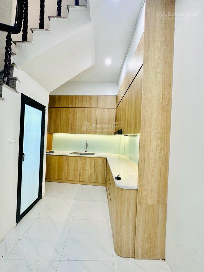 Mễ trì hạ 33/35m xây 5 tầng 3 ngủ rộng thoáng, ngõ thông, 3 gác tránh đỗ, gần nvh, bãi đỗ ô tô