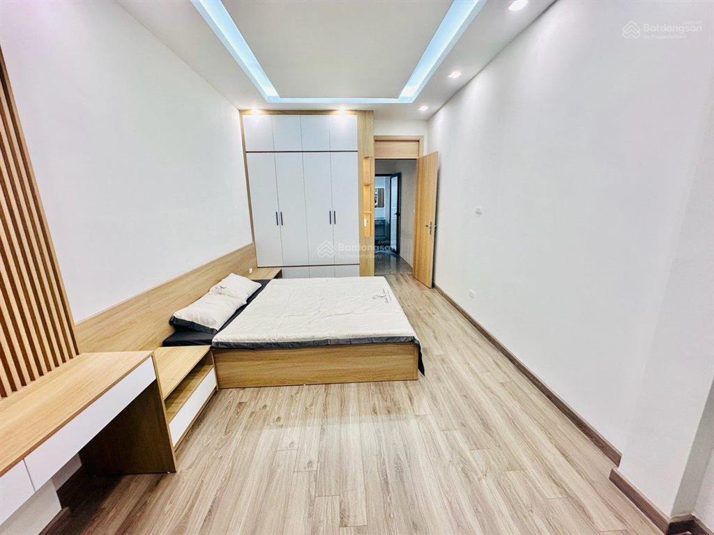 Mễ trì hạ 33/35m xây 5 tầng 3 ngủ rộng thoáng, ngõ thông, 3 gác tránh đỗ, gần nvh, bãi đỗ ô tô