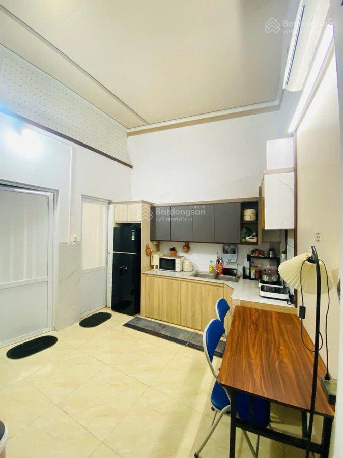 Bán đất tặng nhà c4 (2n) lê quang đạo 30/35m, ngõ 3 gác, 3m ra ô tô, dòng tiền 8tr/th thiện chí bán