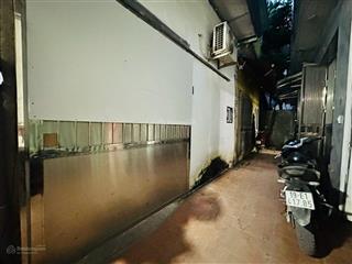 Bán đất tặng nhà c4 (2n) lê quang đạo 30/35m, ngõ 3 gác, 3m ra ô tô, dòng tiền 8tr/th thiện trí bán