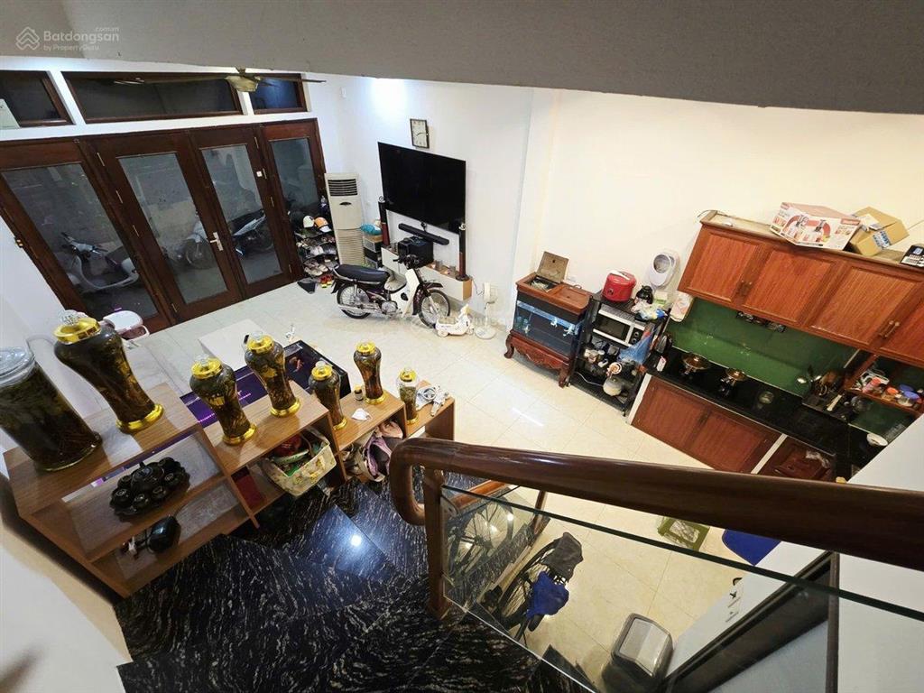 Phú đô 38/45m dân xây 5 tầng, 3 ngủ, lô góc, ô chờ thang máy, ngõ 3 gác tránh, ở & kết hợp cho thuê