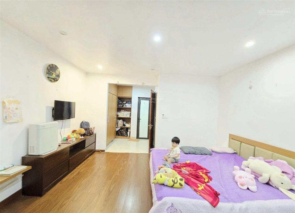 Phú đô 38/45m dân xây 5 tầng, 3 ngủ, lô góc, ô chờ thang máy, ngõ 3 gác tránh, ở & kết hợp cho thuê