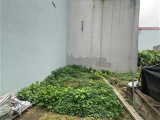 Bán đất cầu diễn , dt 54m2 , giá 8,6 tỷ , ô tô đỗ cửa , gần nhiều trường đại học