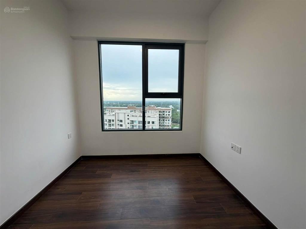 Cần bán gấp căn hộ flora mizuki 95m2 3pn/2wc giá 5.3 tỷ full thuế phí.  0936 894 *** minh thanh