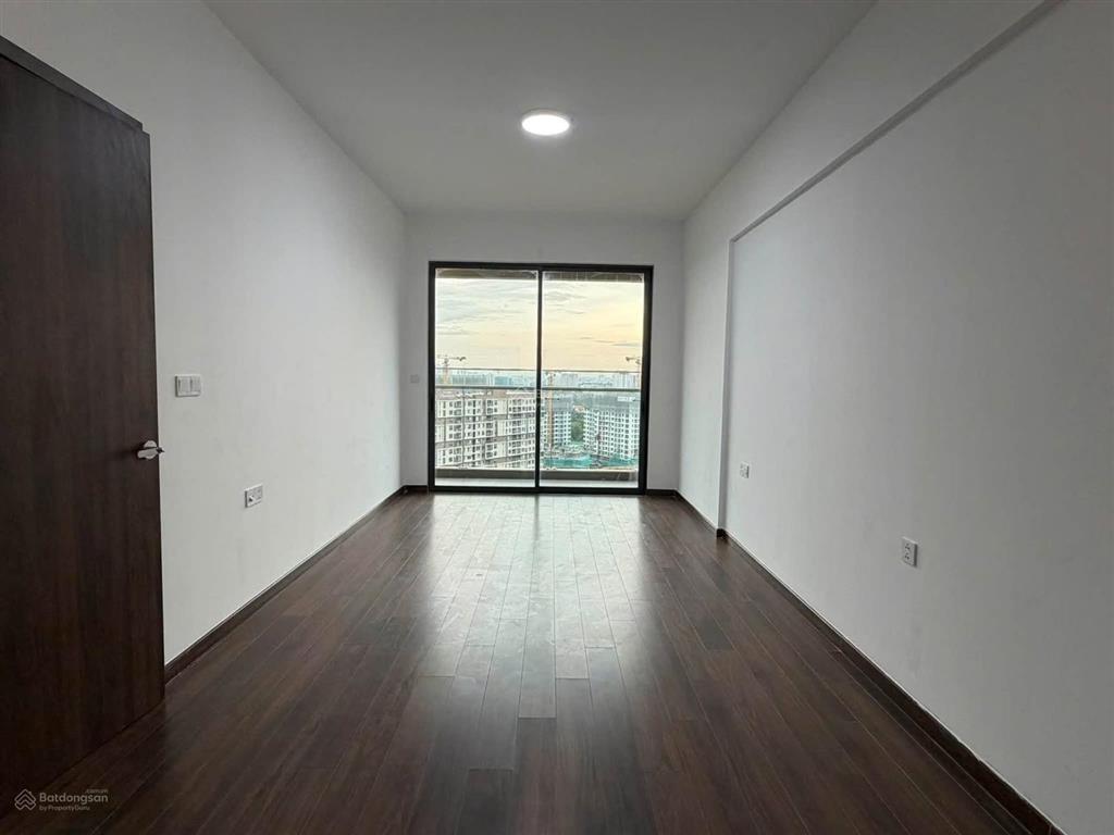 Cần bán gấp căn hộ flora mizuki 95m2 3pn/2wc giá 5.3 tỷ full thuế phí.  0936 894 *** minh thanh