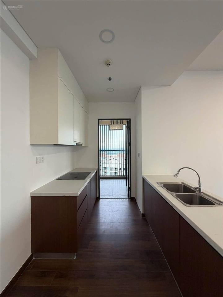 Cần bán gấp căn hộ flora mizuki 95m2 3pn/2wc giá 5.3 tỷ full thuế phí.  0936 894 *** minh thanh