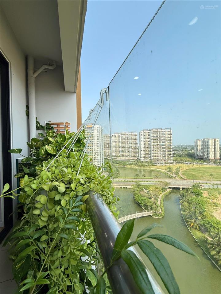 Cần bán căn hộ flora mizuki 107m2 3pn/2wc full nội thất giá 6,3 tỷ.  0936 894 *** minh thanh
