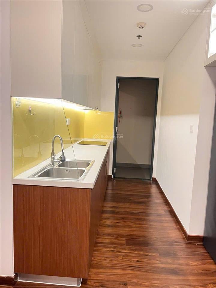 Cần cho thuê căn 78m2 2pn/2wc giá 9 triệu 1/9 có thể ở được.  0936 894 *** minh thanh