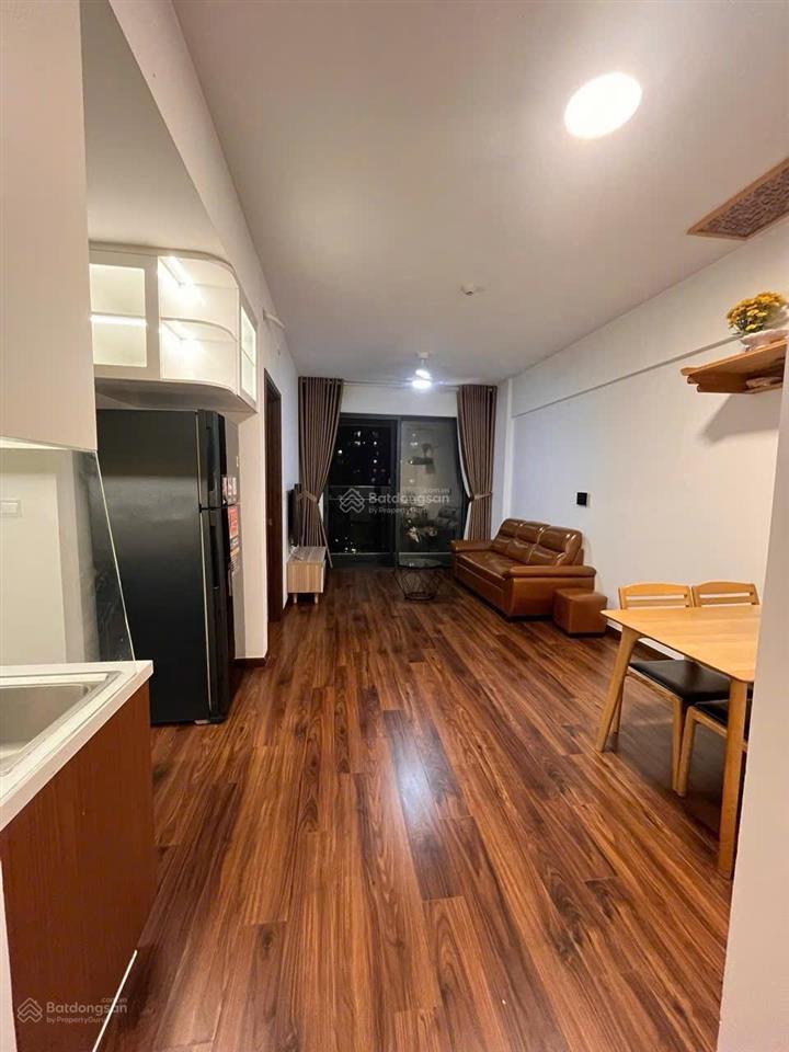 Cần cho thuê căn 78m2 2pn/2wc giá 9 triệu 1/9 có thể ở được.  0936 894 *** minh thanh