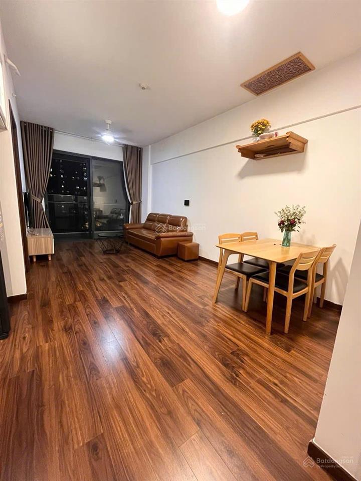 Cần cho thuê căn 78m2 2pn/2wc giá 9 triệu 1/9 có thể ở được.  0936 894 *** minh thanh