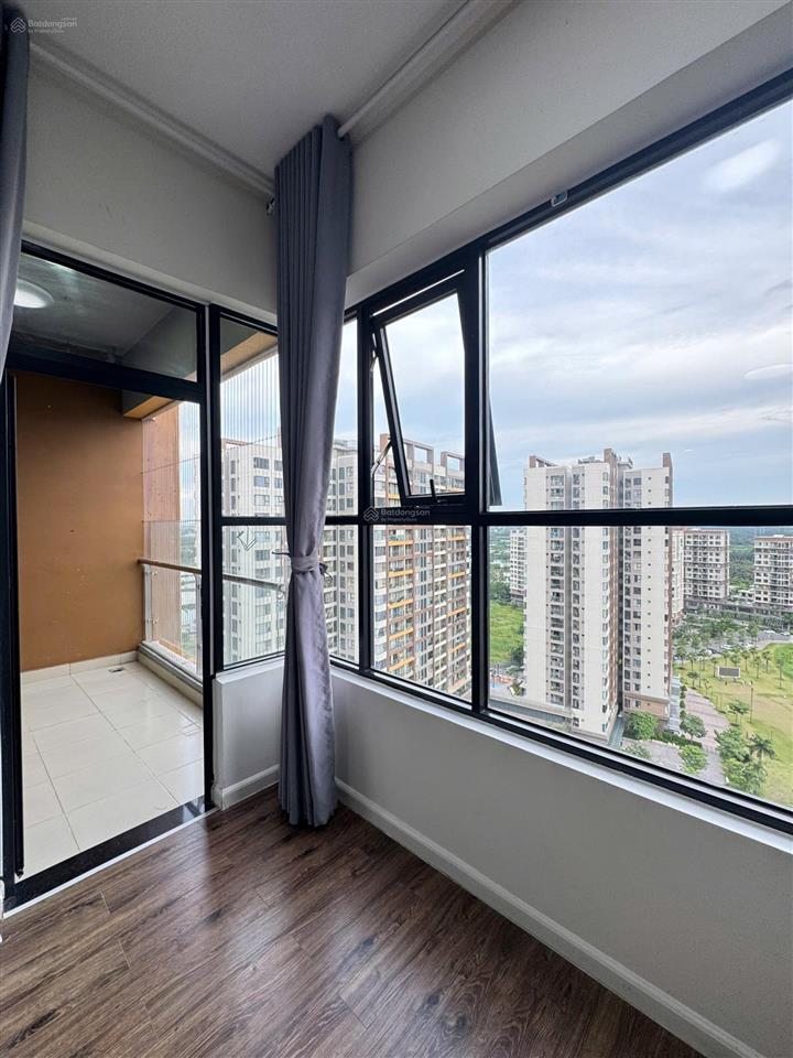 Cần bán căn hộ flora mizuki 72m2 view nam full nội thất giá 4.1 tỷ  0936 894 *** minh thanh