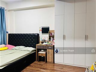 Cần cho thuê căn hộ flora mizuki 72m2 3 máy lạnh giá 9.5 triệu/th.  0936 894 *** minh thanh