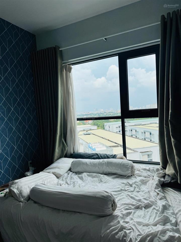 Cần bán gấp căn hộ flora mizuki 76m2 2pn/2wc giá 4,1 tỷ full thuế phí.  0936 894 *** minh thanh