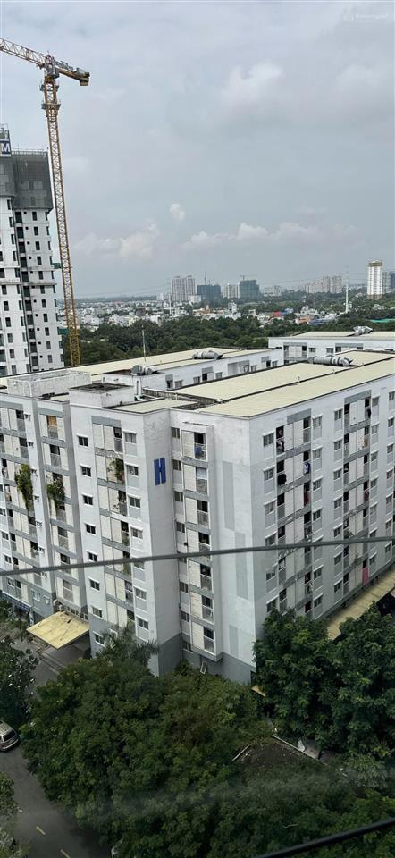 Cần bán gấp căn hộ flora mizuki 76m2 2pn/2wc giá 4,1 tỷ full thuế phí.  0936 894 *** minh thanh