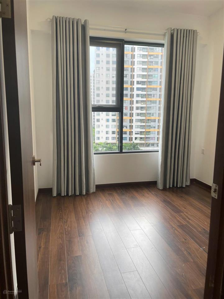 Cần bán gấp căn hộ flora mizuki 80m2 2pn/2wc giá 4.3 tỷ full thuế phí.  0936 894 *** minh thanh