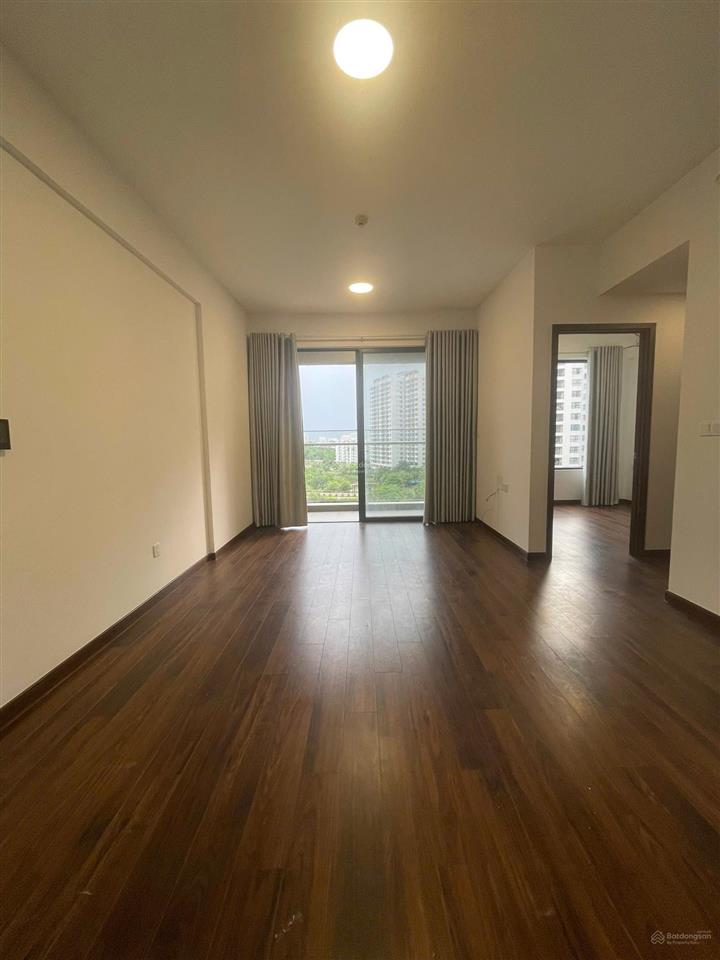 Cần bán gấp căn hộ flora mizuki 80m2 2pn/2wc giá 4.3 tỷ full thuế phí.  0936 894 *** minh thanh