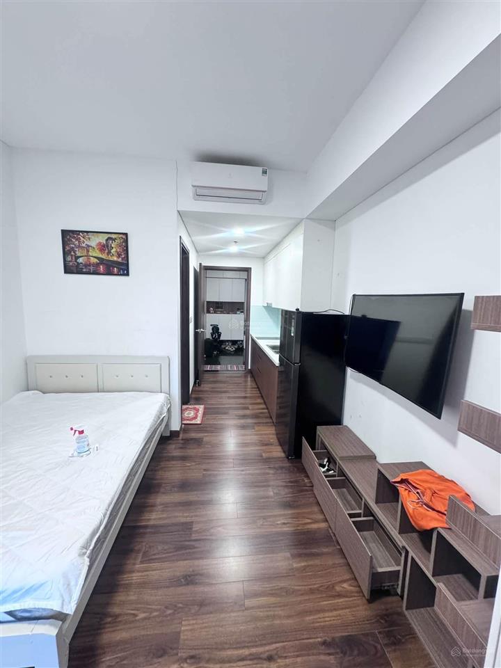 Cần cho thuê căn studio 28m2 full nội thất giá 7,5 triệu.  0936 894 *** minh thanh