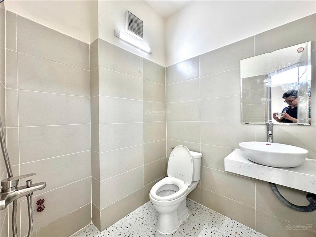 Trống sẵn chdv full nội thất mặt tiền hẻm gần vlu, bệnh viện 175, emart pvt, công viên gia định