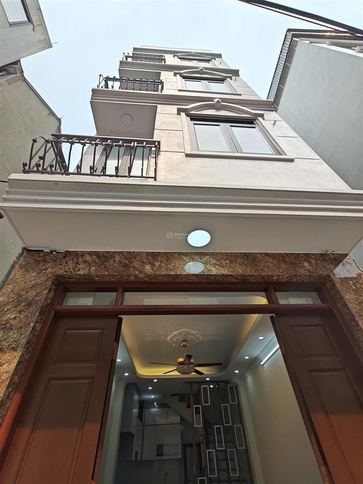 Nhà phú minh ô tô đỗ cổng 5 tầng mới koong nhà dân xây, độc lập, kết cấu chắc chắn