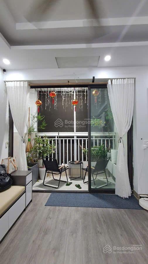 Chung cư intracom 2 cầu diễn lô góc đẹp, full nội thất, chỉ xách vali về ở