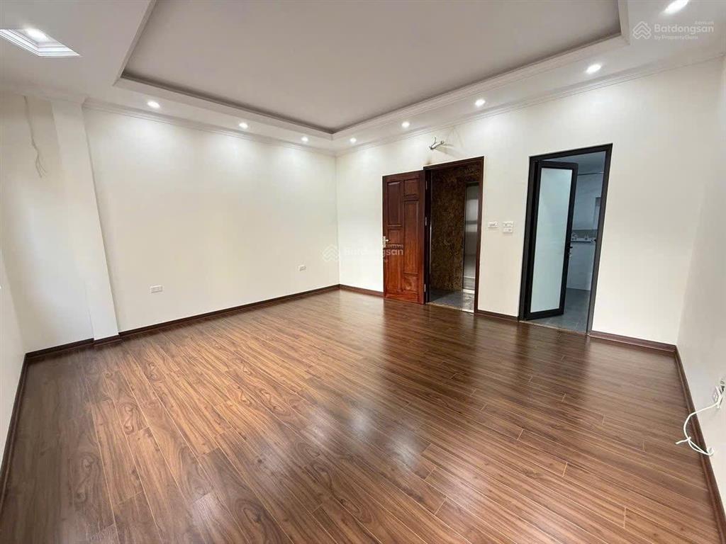 Phạm văn đồng, 8 tầng, thang máy, kinh doanh ô tô. diện tích 40m², thiết kế 8 tầng hiện đại