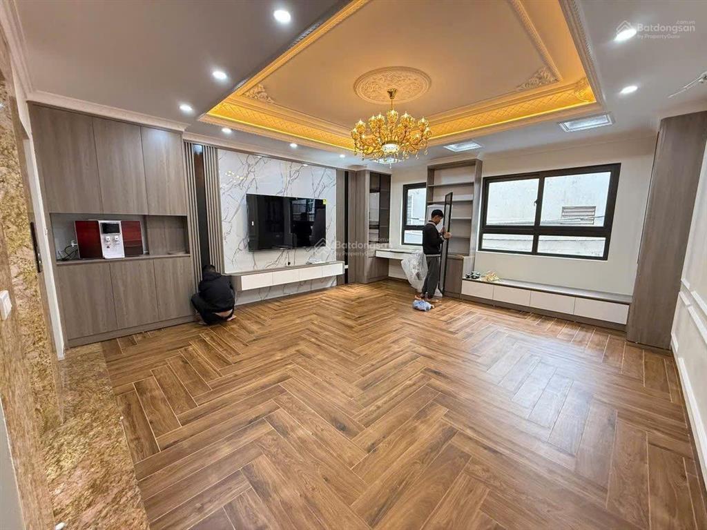 Phạm văn đồng, 8 tầng, thang máy, kinh doanh ô tô. diện tích 40m², thiết kế 8 tầng hiện đại