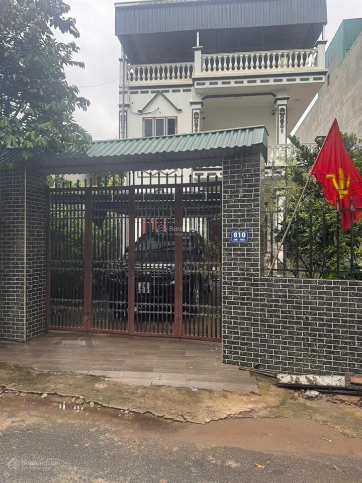 Cho thuê villa tại hoà lạc 600m2 full nội thất