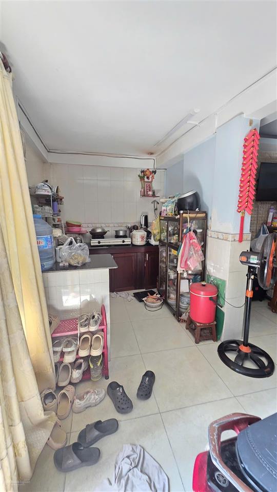 Cần bán nhà hai mặt tiền giá rẻ
