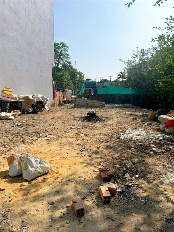 Lô đất đẹp cao ráo xây dựng được ngay  78m2 full thổ cư  xe hơi đỗ cửa  gần nguyễn ảnh thủ