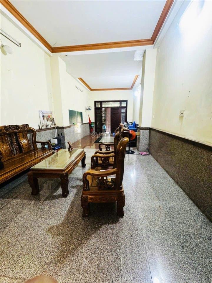 Nhà 3 tầng btct vào ở ngay, 92m2,hẻm 7m xe hơi tránh, gần chung cư quân đội, khu ẩm thực song hành