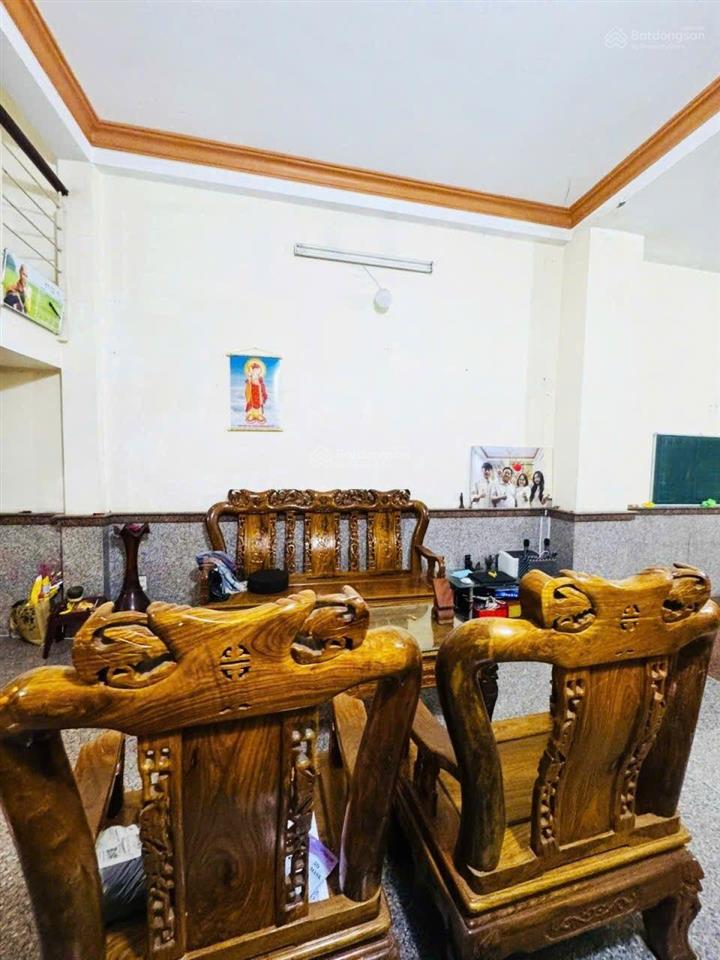 Nhà 3 tầng btct vào ở ngay, 92m2,hẻm 7m xe hơi tránh, gần chung cư quân đội, khu ẩm thực song hành